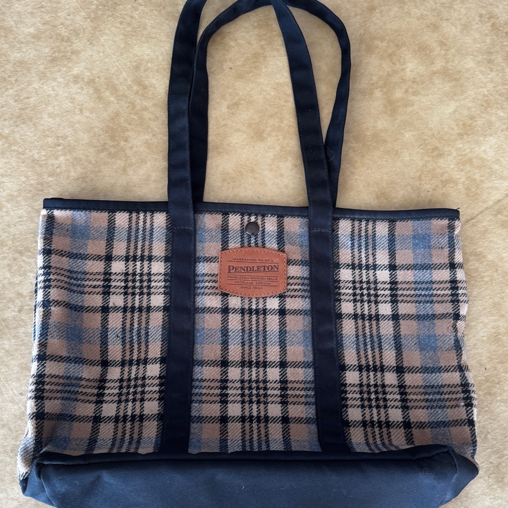 Pendleton Plaid Tote Bag - Black and Tan